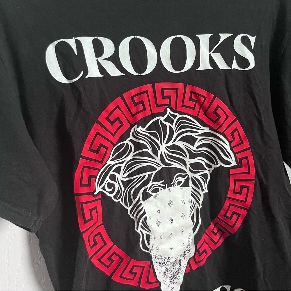 Crooks & Castles t shirt medusa graphic logo tee short sleeve black men medium - Picture 2 of 4